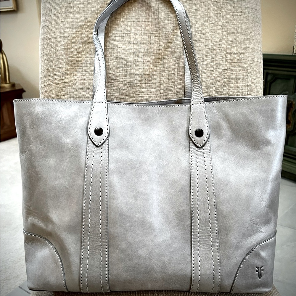 🌻Frye Leather Tote Bag